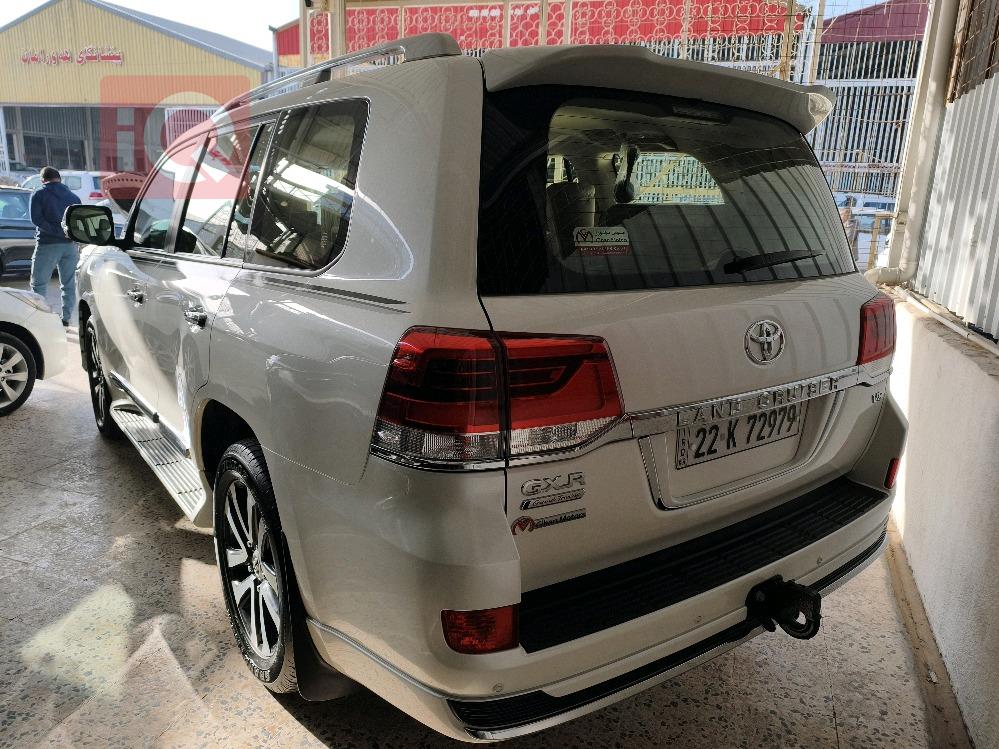 تويوتا لاندكروزر